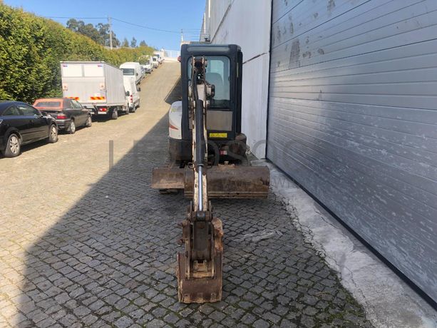 Mini Giratória BobCat E26