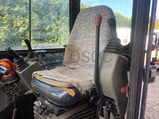 Mini Giratória BobCat E26