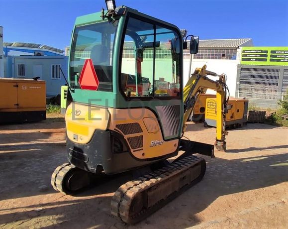 Mini Giratória Yanmar