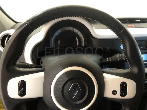 Renault Twingo · Ano 2015