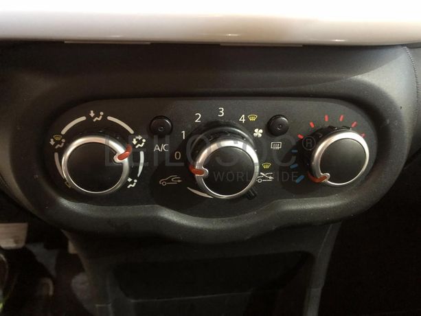 Renault Twingo · Ano 2015