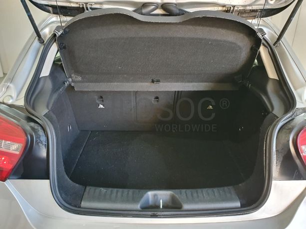 Mercedes-Benz A200 1.8 CDI · Ano 2012