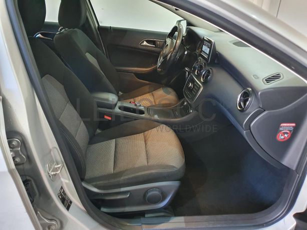 Mercedes-Benz A200 1.8 CDI · Ano 2012