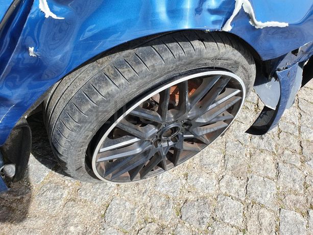 Audi A4 2.0 TDI · Ano 2012