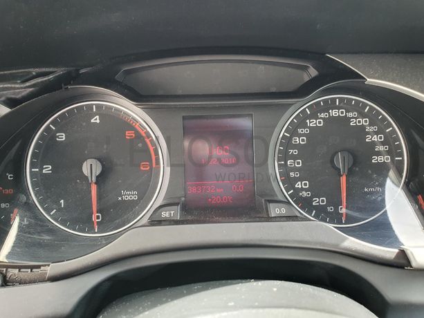 Audi A4 2.0 TDI · Ano 2012