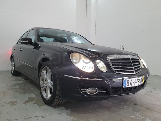 Mercedes-Benz E320 CDI · Ano 2008