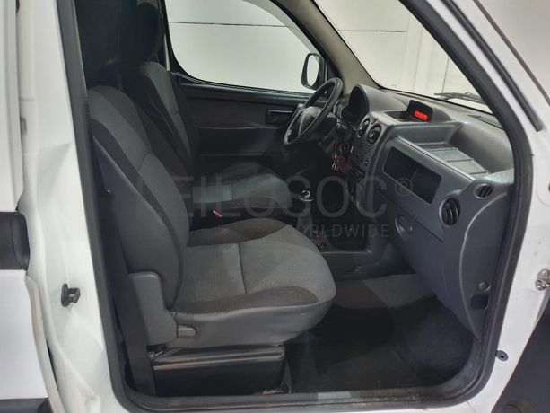 Peugeot Partner 2.0 HDI · Ano 2006