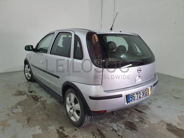Opel Corsa · Ano 2004