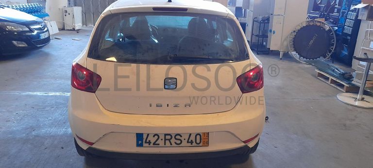 Seat Ibiza 1.2 TDI · Ano 2012