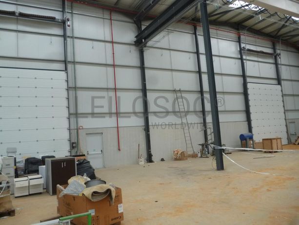 Lote para Construção c/ Benfeitoria de Armazém Industrial · Aguada de Cima, Águeda