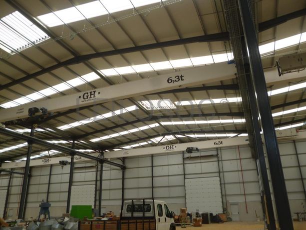 Lote para Construção c/ Benfeitoria de Armazém Industrial · Aguada de Cima, Águeda