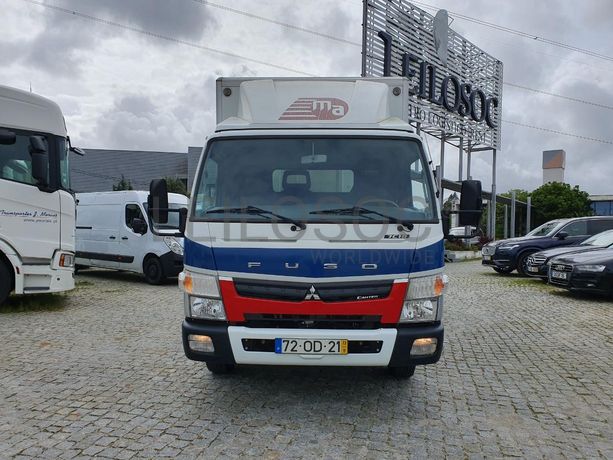 Mitsubishi Canter Fuso 7C18 · Ano 2013