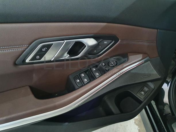 BMW 320D Sedan · Ano 2018