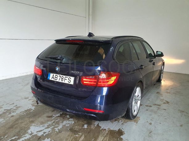 BMW 320D 2.0 Touring · Ano 2015