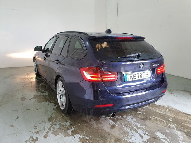 BMW 320D 2.0 Touring · Ano 2015