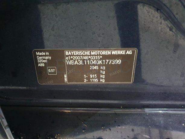 BMW 320D 2.0 Touring · Ano 2015