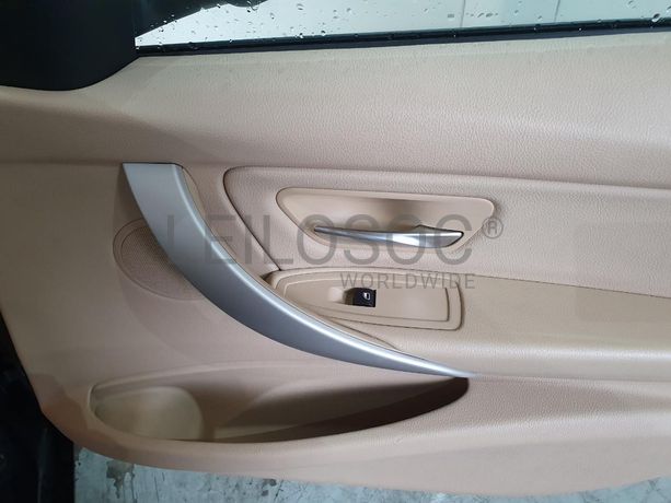 BMW 320D 2.0 Touring · Ano 2015