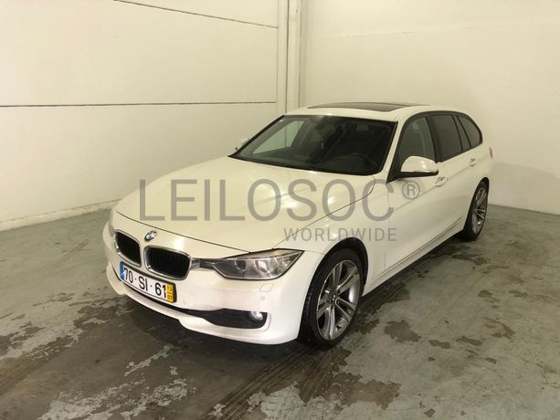 BMW 320 D Touring · Ano 2013