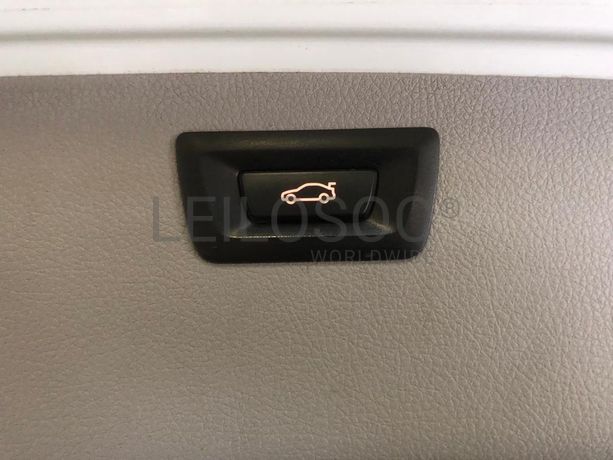 BMW 320 D Touring · Ano 2013