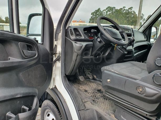 Iveco Daily 35-170 · Ano 2016