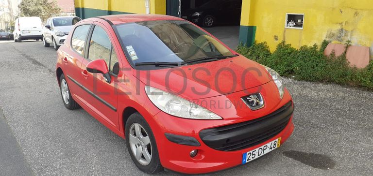 Peugeot 207 1.4 16v · Ano 2007