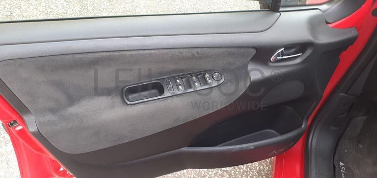 Peugeot 207 1.4 16v · Ano 2007