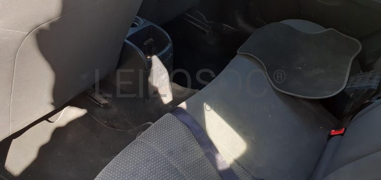 Seat Leon 1.6 TDI · Ano 2012