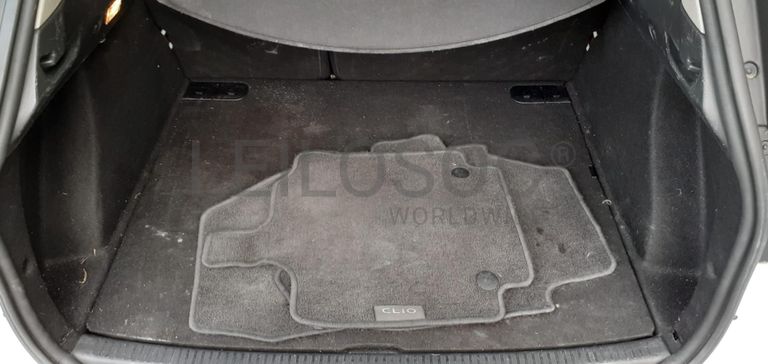 Renault Clio 1.5 DCI · Ano 2014