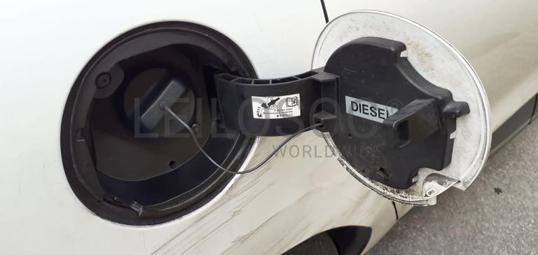 Renault Clio 1.5 DCI · Ano 2014