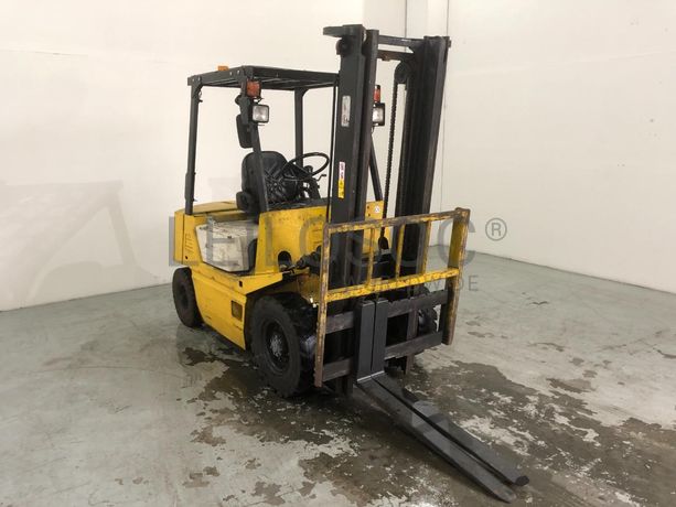 Empilhador TCM FD20Z2S