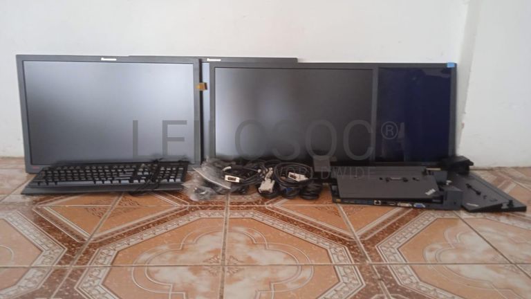 Material Informático ·