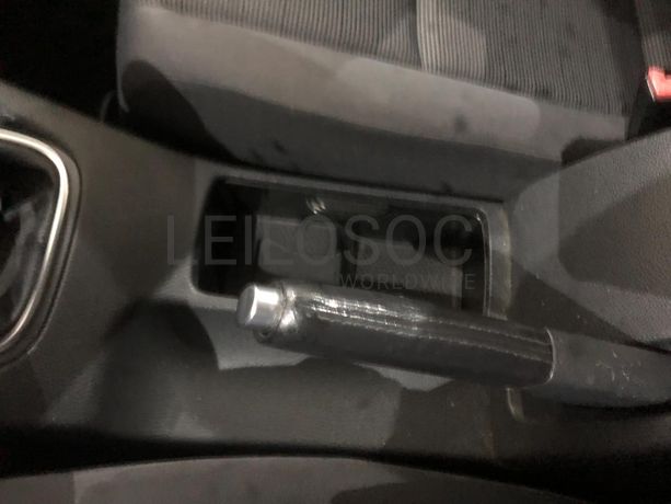 Volkswagen Golf 1.9 TDI · Ano 2006