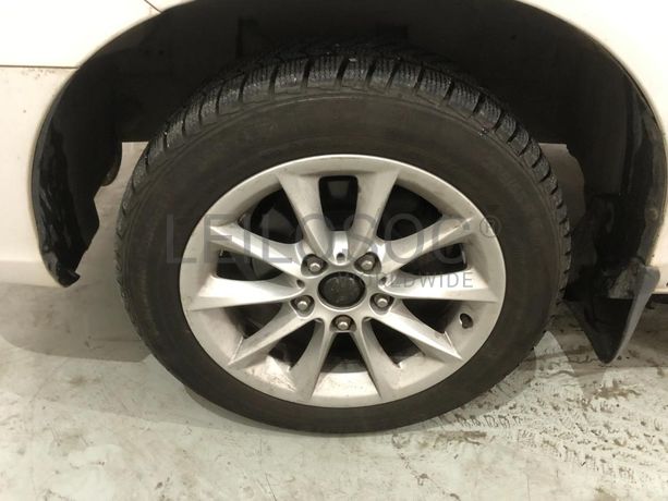 Hyundai H1 · 9 Lugares · Ano 2006