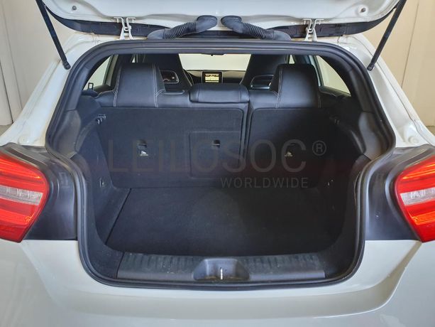 Mercedes-Benz A200 CDI · Ano 2015