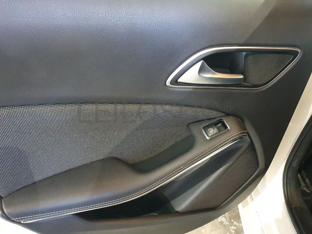 Mercedes-Benz A200 CDI · Ano 2015