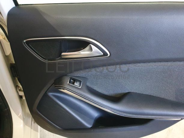 Mercedes-Benz A200 CDI · Ano 2015