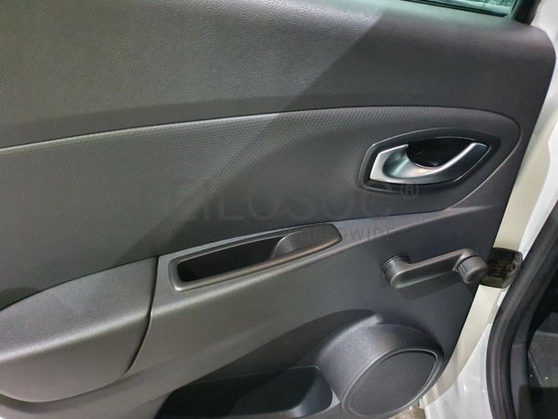 Renault Clio 0.9 TCE · Ano 2018