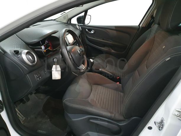 Renault Clio 0.9 TCE · Ano 2018