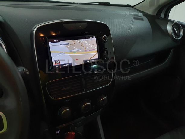 Renault Clio 0.9 TCE · Ano 2018