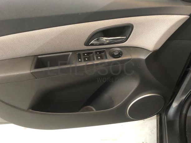 Chevrolet Cruze LT · Ano 2010