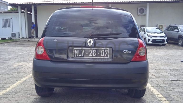 Renault Clio ·