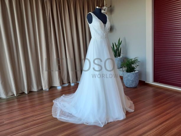 Grande Leilão de Vestidos de Noiva e Cerimónia