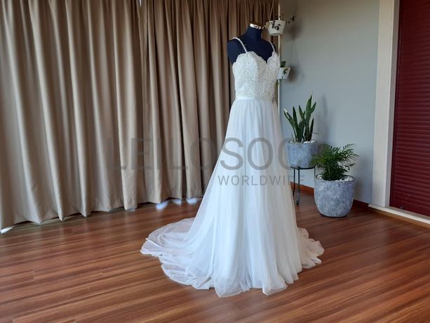 Grande Leilão de Vestidos de Noiva e Cerimónia