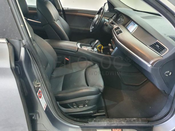 BMW 530D · Ano 2010