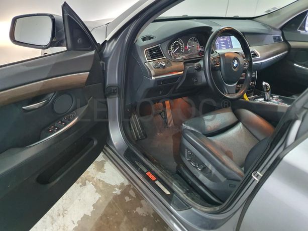 BMW 530D · Ano 2010