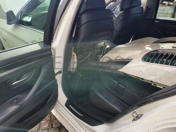 BMW 520D Touring · Ano 2011