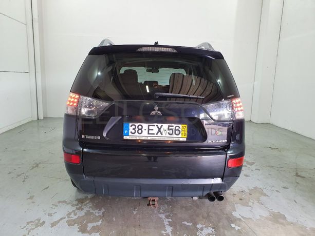 Mitsubishi Outlander 2.0 DI-D · Ano 2007