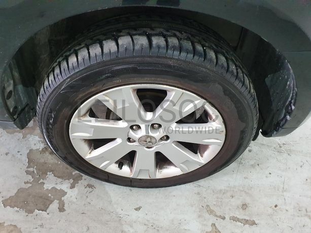 Mitsubishi Outlander 2.0 DI-D · Ano 2007