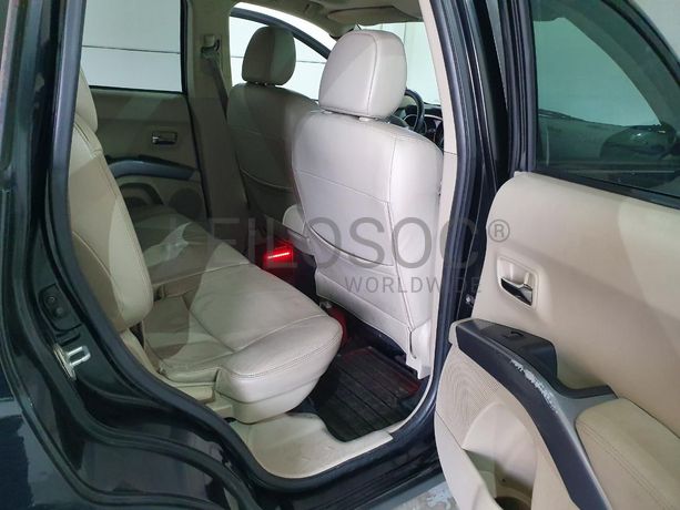 Mitsubishi Outlander 2.0 DI-D · Ano 2007