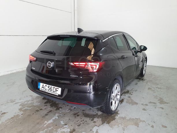 Opel Astra 1.4 Turbo · Ano 2017
